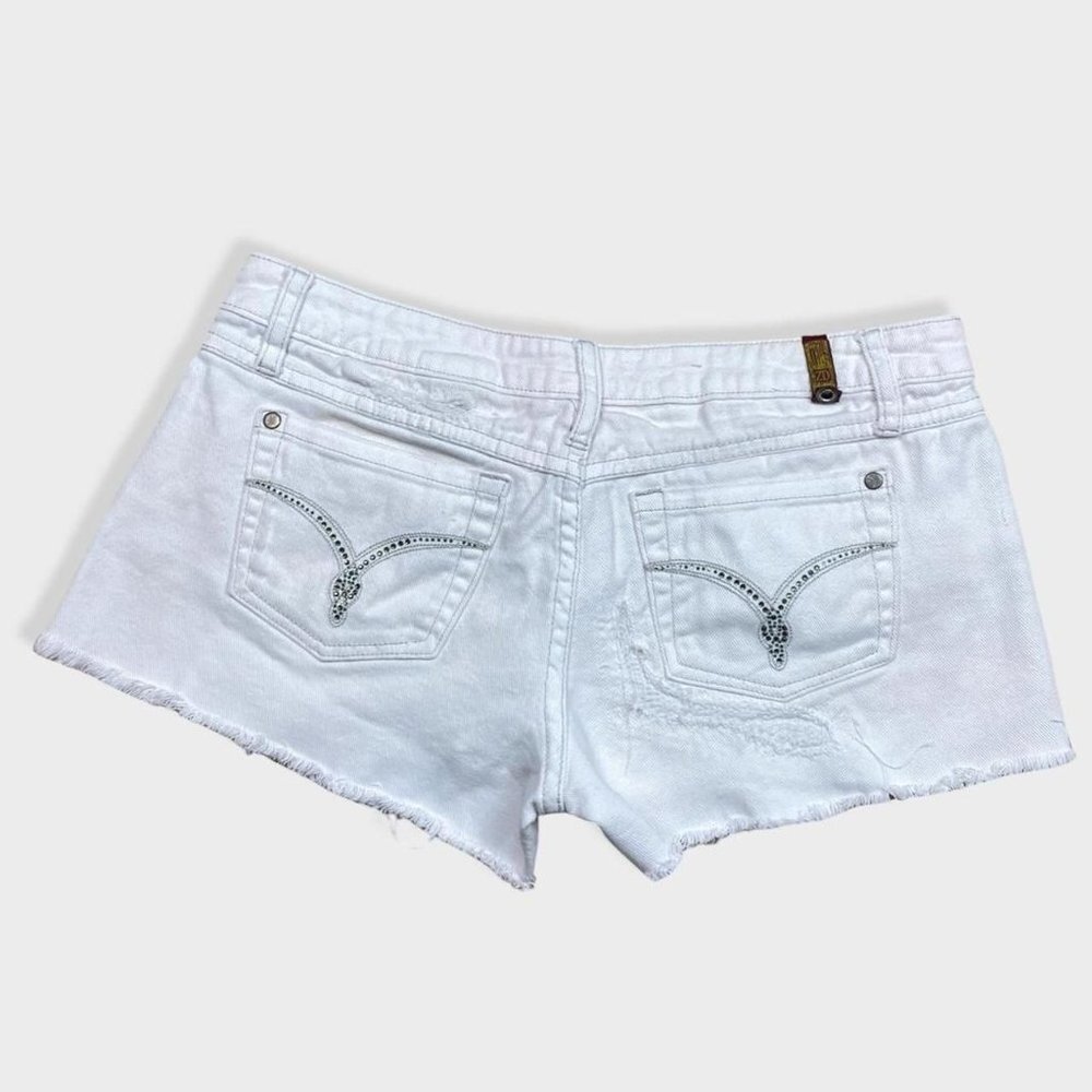 Zana Di White Denim Distressed Shorts - Picture 4 of 4